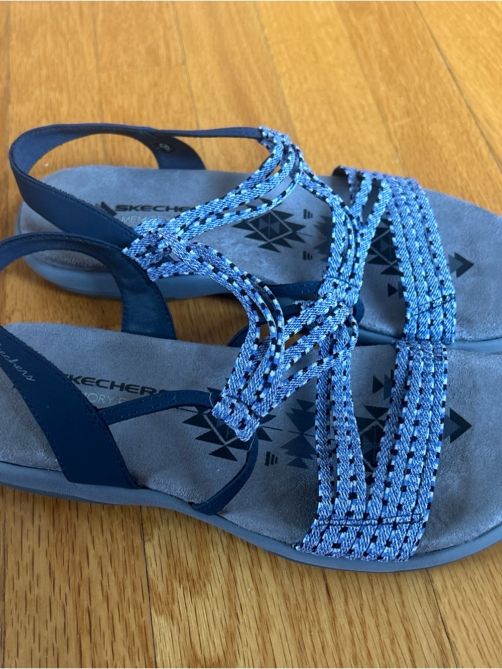 Skechers Regge Slim Women's Navy Blue Braided Strap Memory Foam Sandals Size~9 - Picture 2 of 5